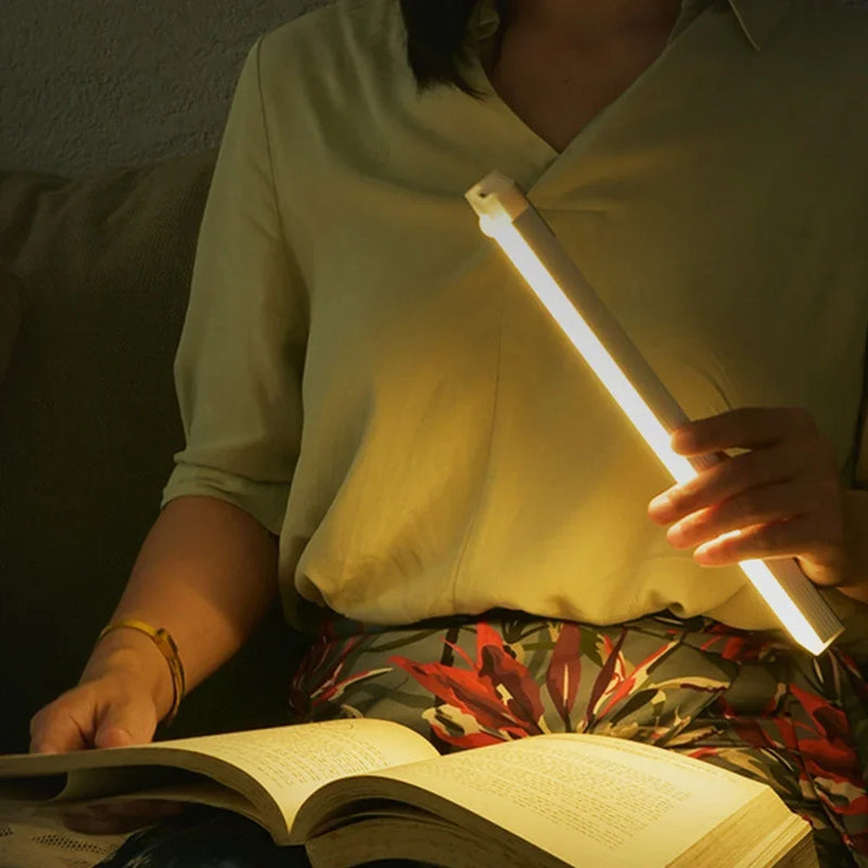 Lâmpada de Led Sem fio com Sensor de Movimento - (ÚLTIMAS UNIDADES)